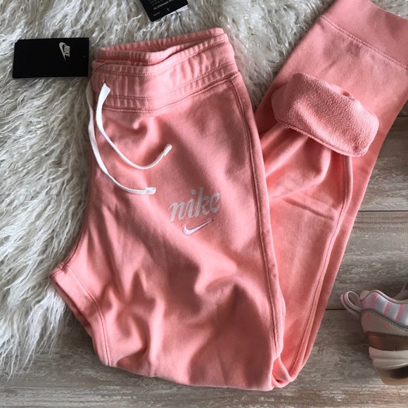 NWT Nike Sportswear Pants - Picture 6 of 8